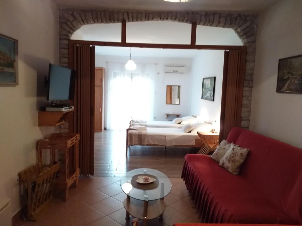 Apartman Tomo PUY Exterior foto