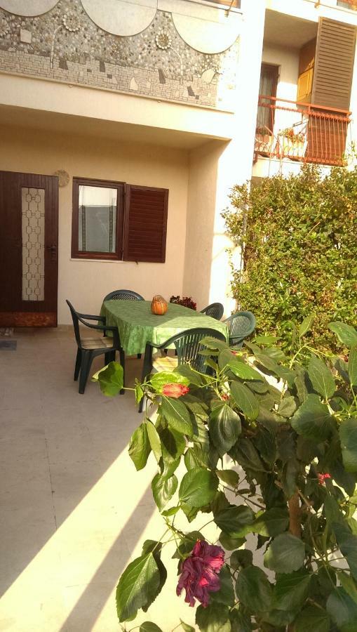 Apartman Tomo PUY Exterior foto