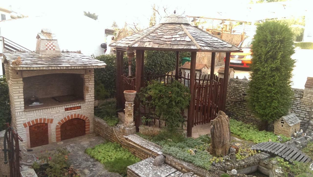 Apartman Tomo PUY Exterior foto