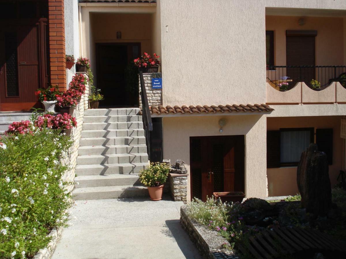 Apartman Tomo PUY Exterior foto